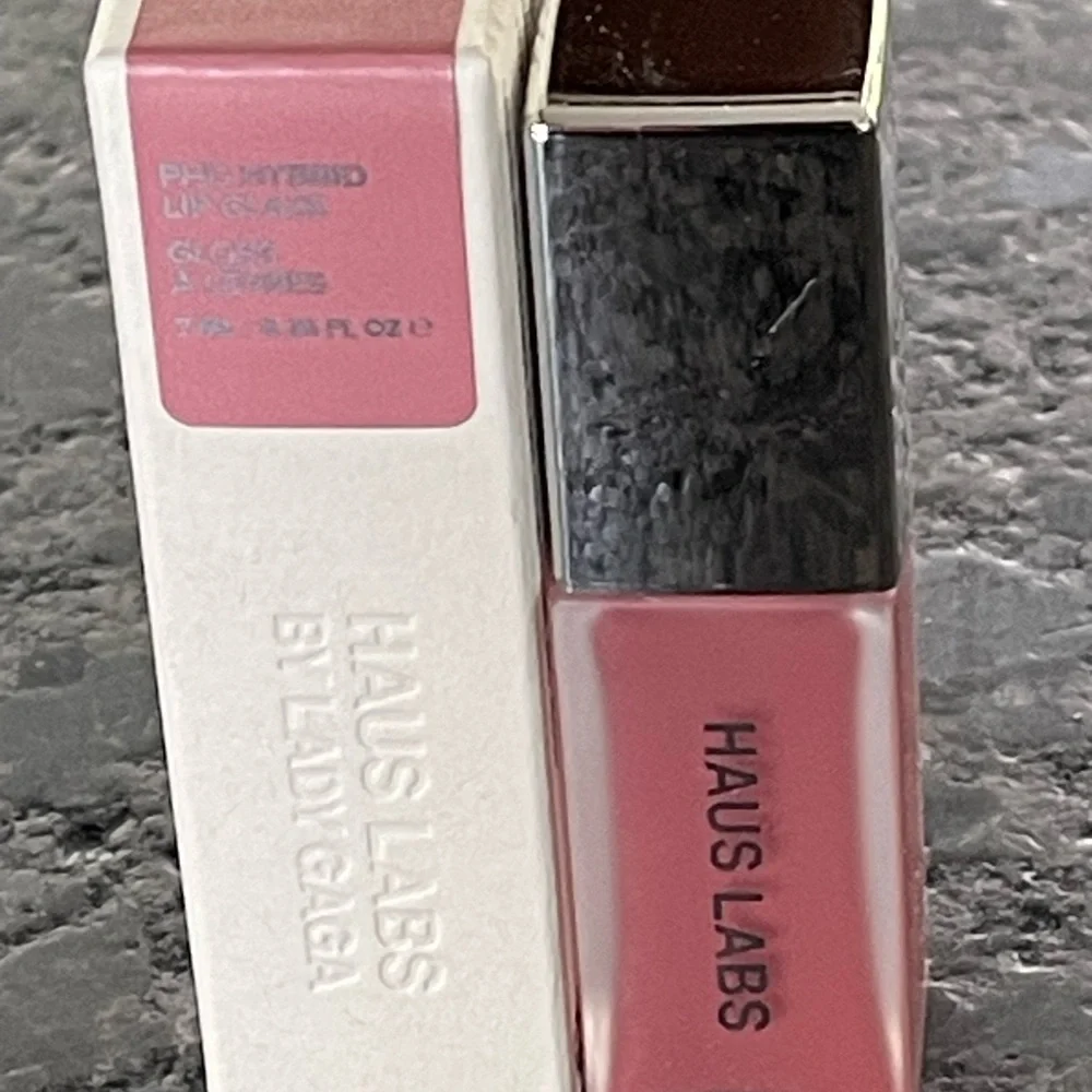 Haus Labs PHD HYBRID LIP GLAZE in Guava: soft warm pink; plumps lips in 2 weeks